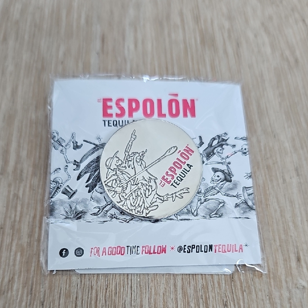 NWOT Espolon Tequila Pin